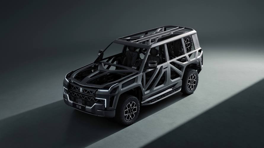 广州5仰望U8硬派越野的科技魅力，国能汽车对传统燃油车市场的冲击